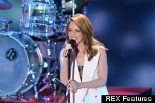Kylie Minogue Strips Off On German TV