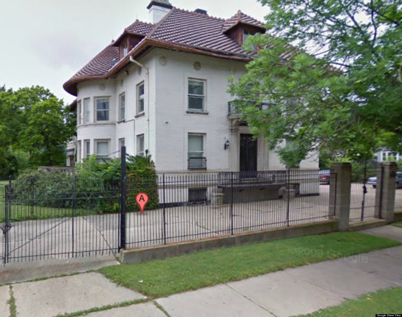 Van Dyke Place In Detroit's West Village To Be Restored, New Owner Says