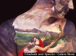 http://i.huffpost.com/gen/907597/thumbs/s-BODY-PAINTING-large.jpg?6