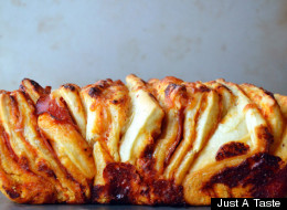 15 Pull-Apart Bread Recipes 