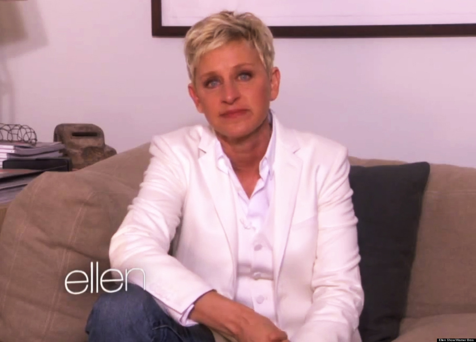 Ellen Degeneres Cries While Dedicating Her Show To The Families Of Newtown Video Huffpost