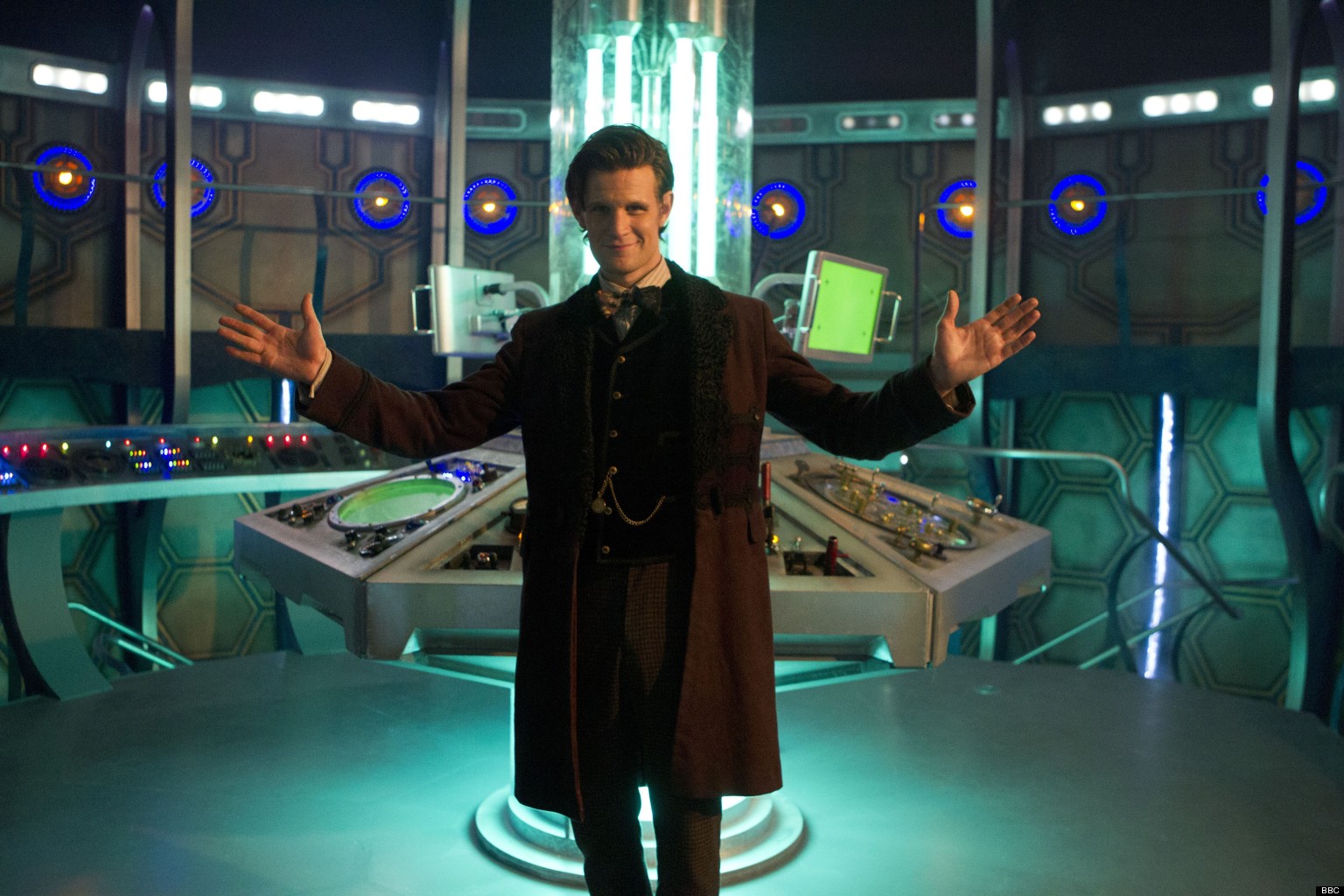  Doctor Who Tardis Matt Smith Poses Inside The New Time Machine PICTURE 