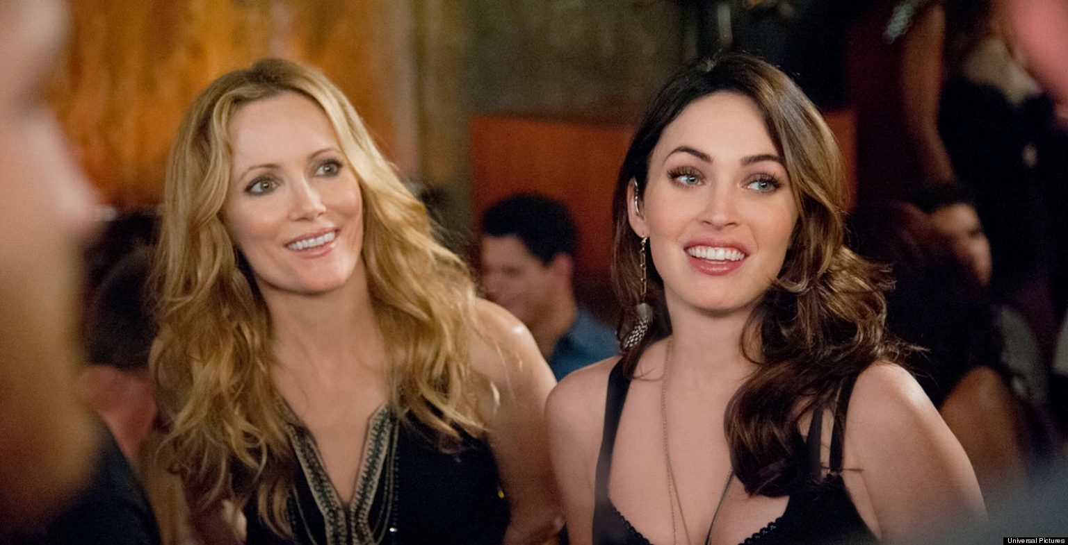 leslie mann on kelly and ryan leslie mann megan fox has better boobs than i ve ever leslie mann on kelly and ryan leslie mann megan fox has better boobs than i ve ever
