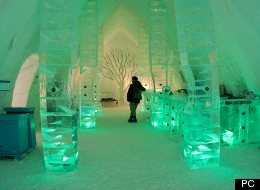 La construction de l'Hôtel de Glace de Québec avance
