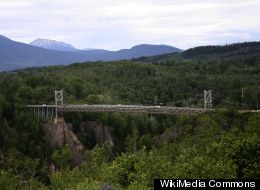 Scared B.C. Hitchhiker Escapes Minivan