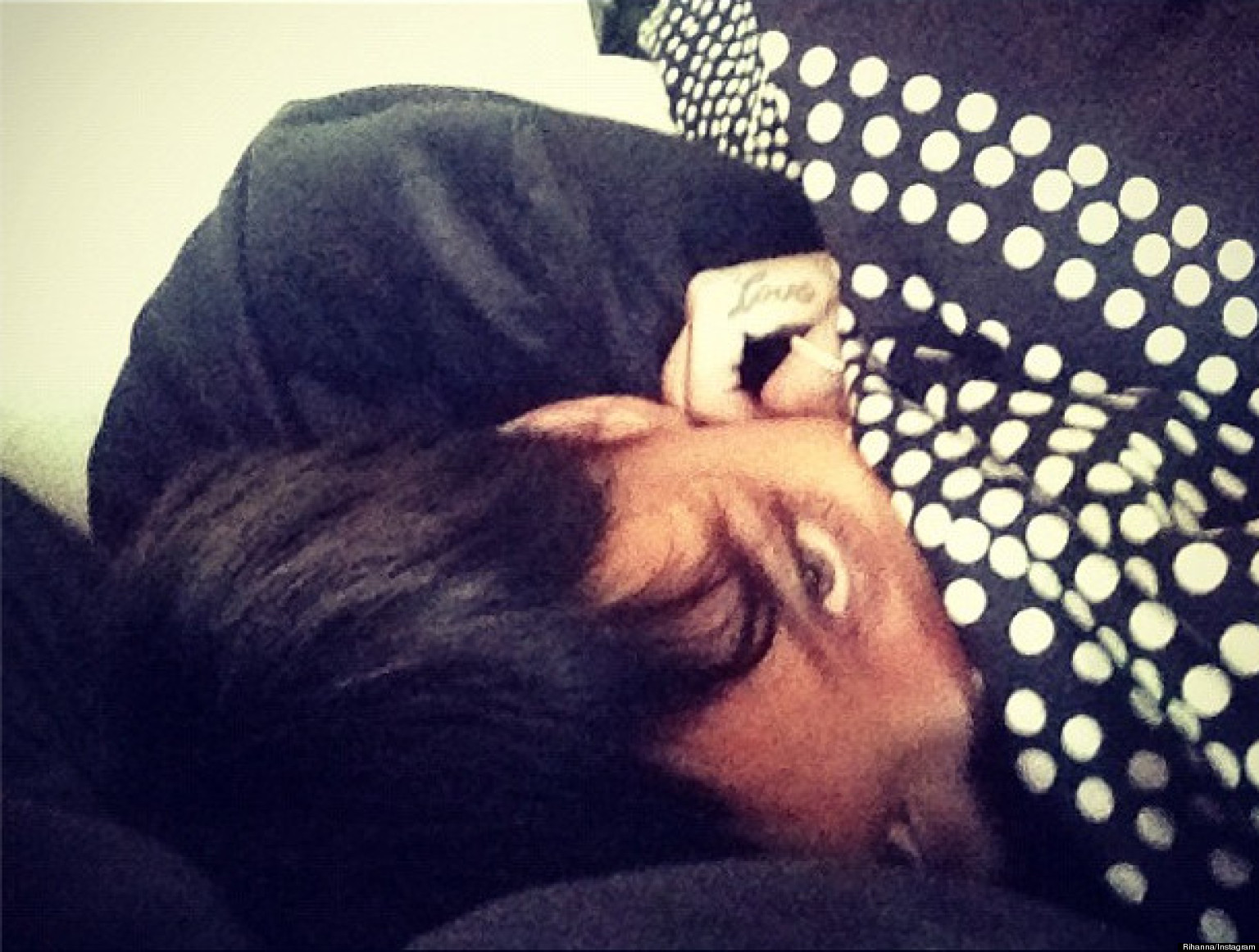 Chris Brown Rihanna Together Again Singers Spend New Years Day In Bed Photos Huffpost 