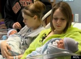 Identical Twins Give Birth On The Same Day