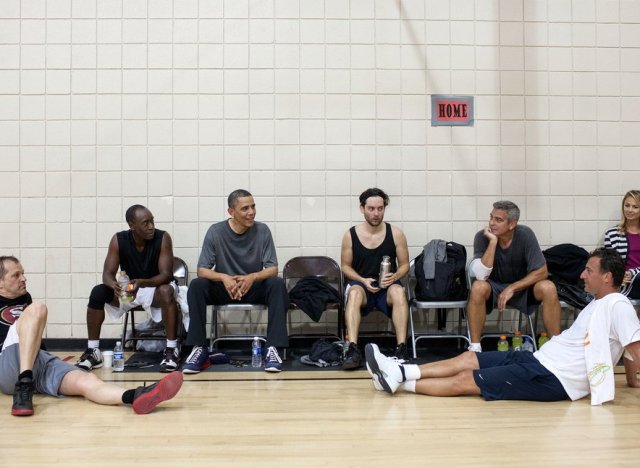 obama basketball