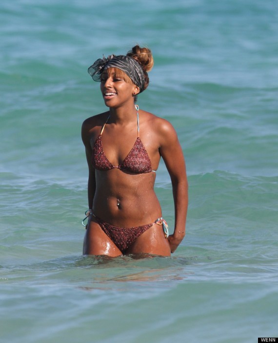 alexandra burke