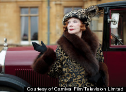The Surprising Person Who Introduced Shirley MacLaine To 'Downton Abbey'