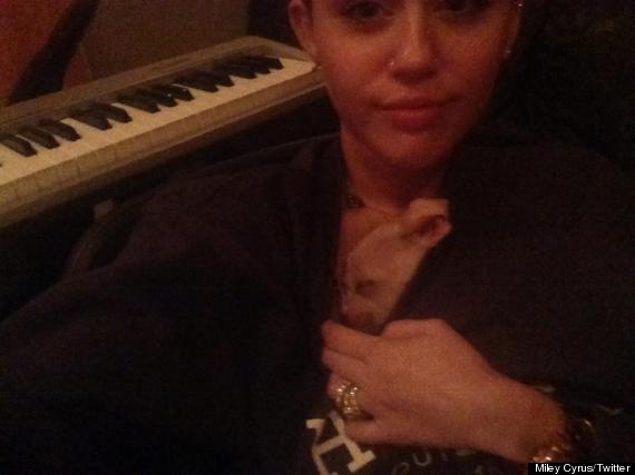 miley cyrus secretly married