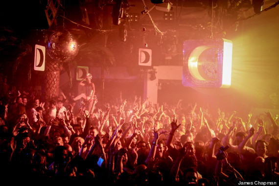 simon dunmore defected