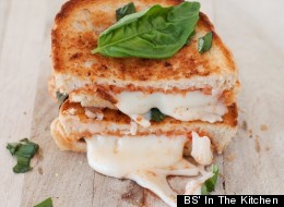 25 Mouthwatering Grilled Cheese Recipes