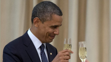 Obama toasting