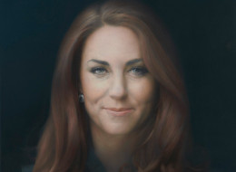 Kate tiene su primer -horrible- retrato oficial (FOTO)