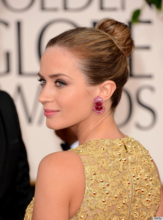 emily blunt golden globes