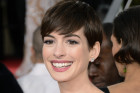 Anne Hathaway's Golden Globes Dress 2013 Rules...