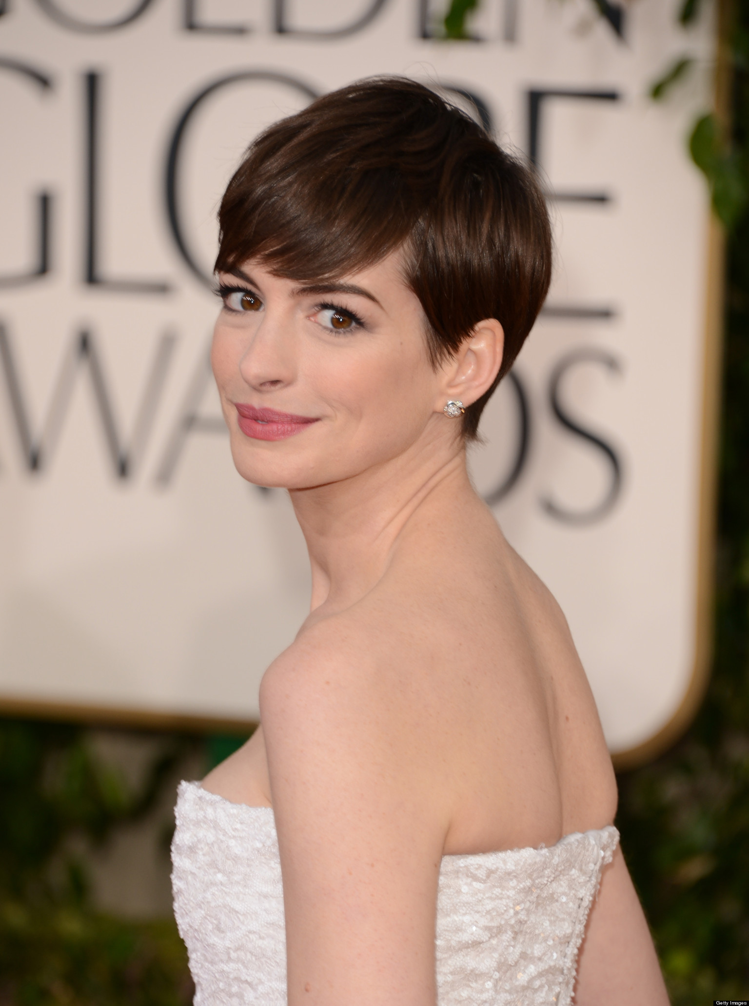 Anne Hathaway, Best Supporting Actress Winner At Golden ...