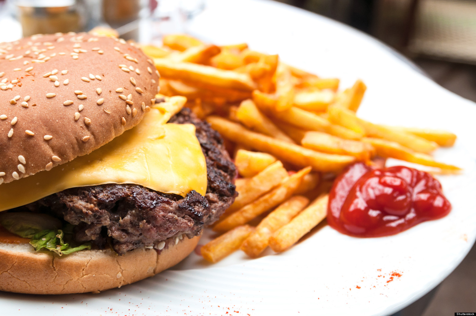 Horsemeat Burgers Canada Safe From Scare, According To Tests