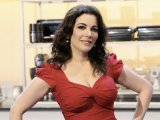 Nigella Lawson: No Photoshop On My Tummy...