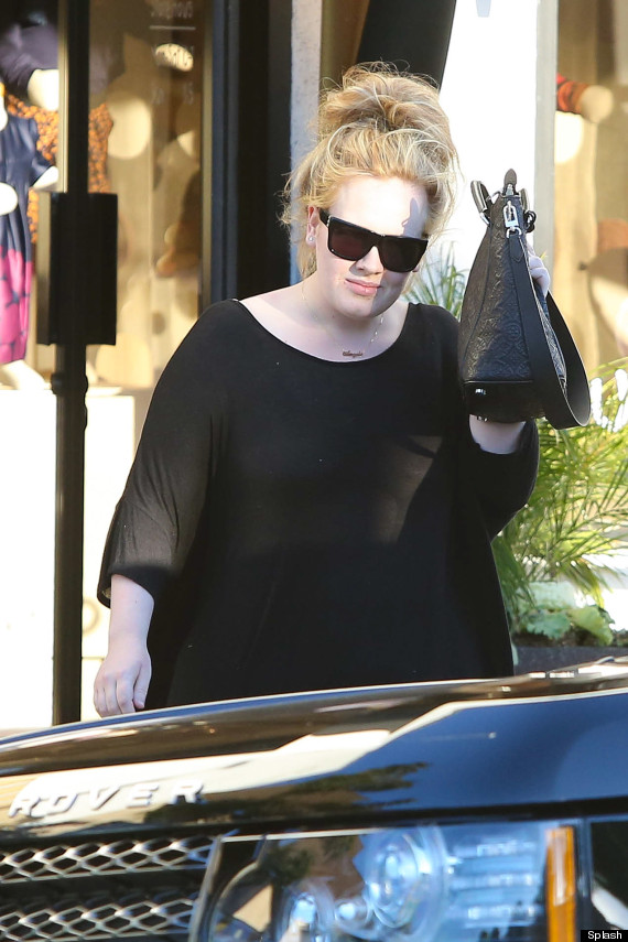 Did Adele's necklace give a clue to her son's name?