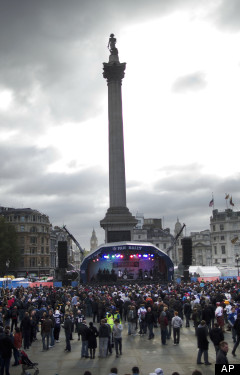 <HH--PHOTO--TRAFALGAR-SQUARE--960708--HH>