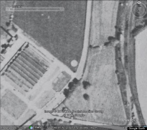 Crop Circles Are No Hoax, Concludes Historian After Studying Google Earth's New 1945 Overlay (PICTURES) O-HALESOWEN-570