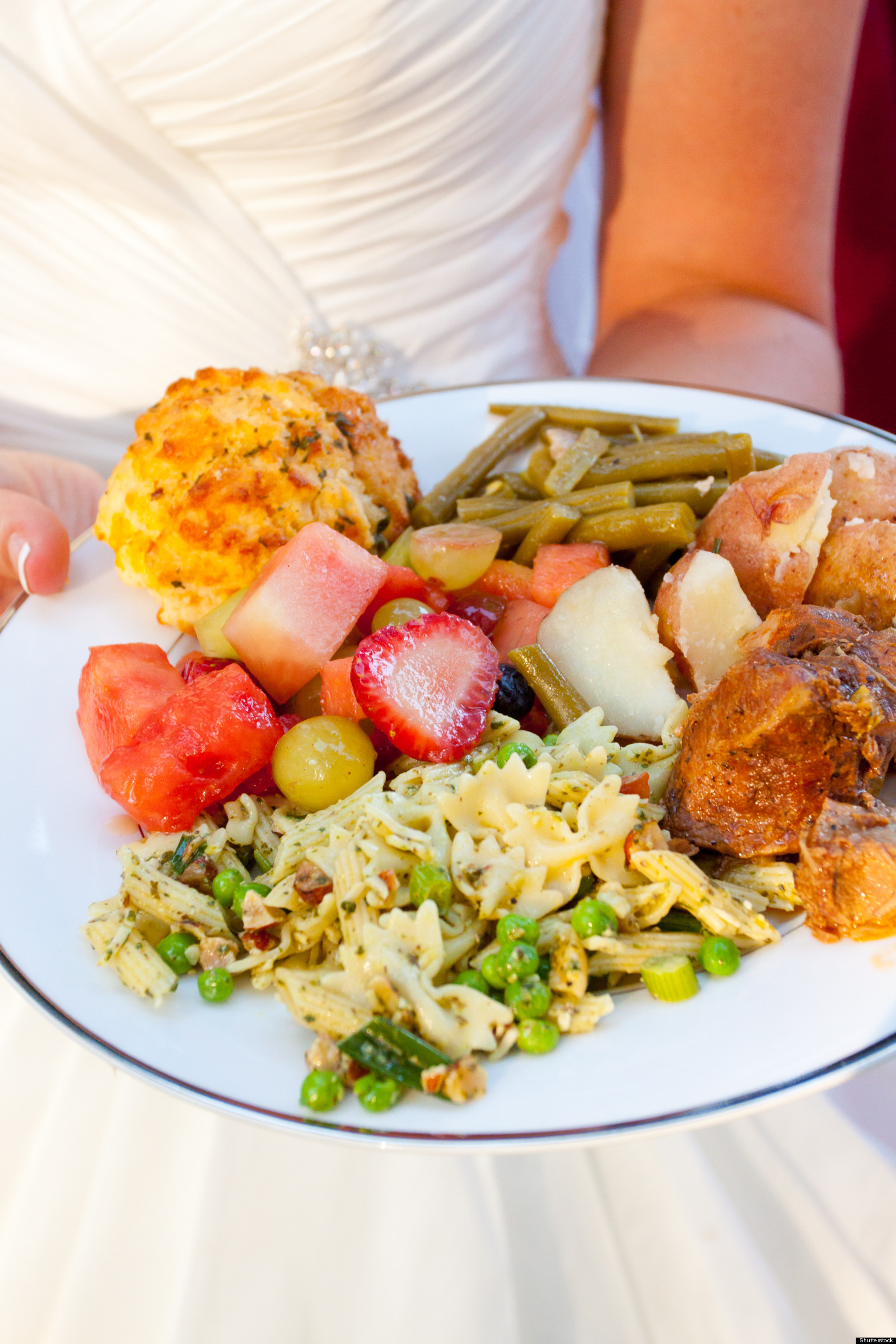 wedding-food-how-to-choose-a-reception-style-infographic-huffpost