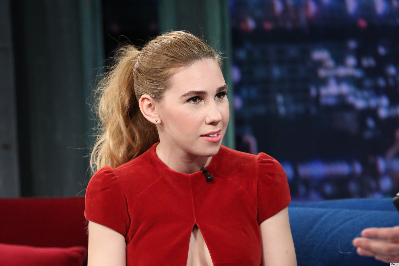 Zosia Mamet Girls Star Flashes Major Sideboob In CutOut Dress PHOTOS