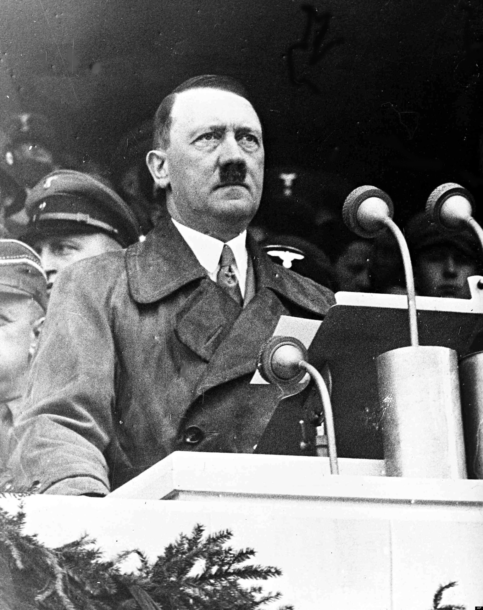 Hitler rencontre diablox9