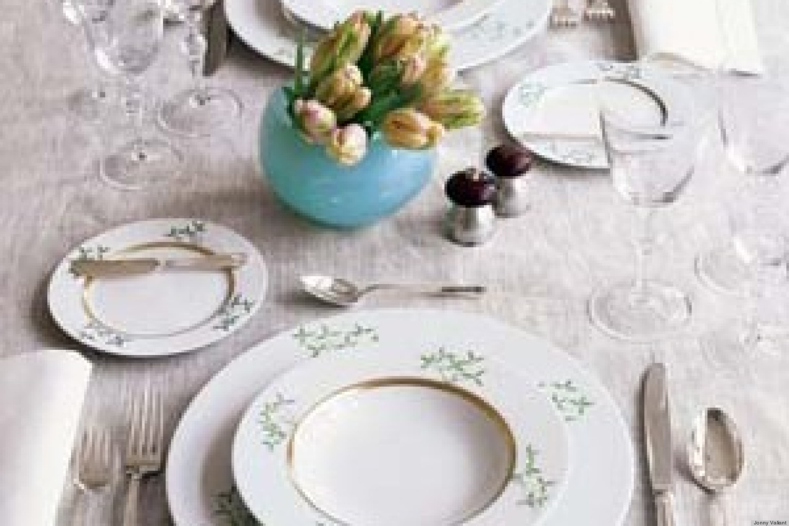 How To Set A Pretty Table HuffPost how-to-set-a-pretty-table-huffpost