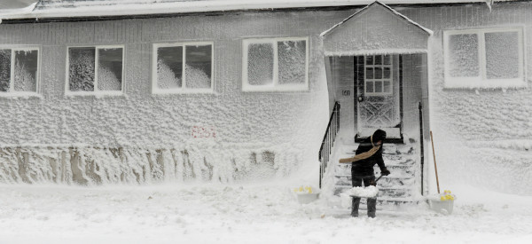 Después de la tormenta en el noreste del país: diez muertos, y más de 400,000 sin electricidad