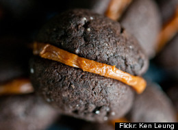 Chocolate-Dulce Sandwich Cookies