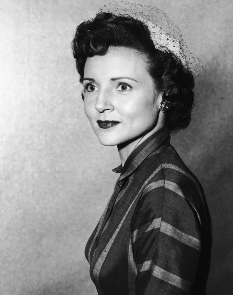 This was Betty White in her 20's : pics
