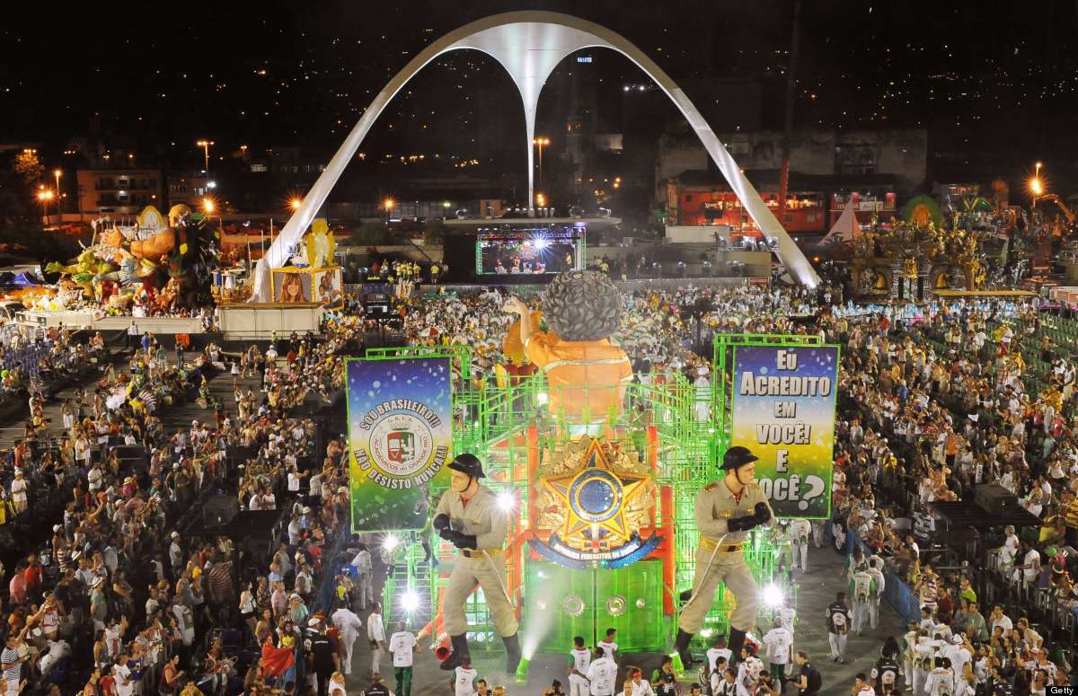 Rio De Janeiro Goes Carnival Crazy (PHOTOS) | HuffPost