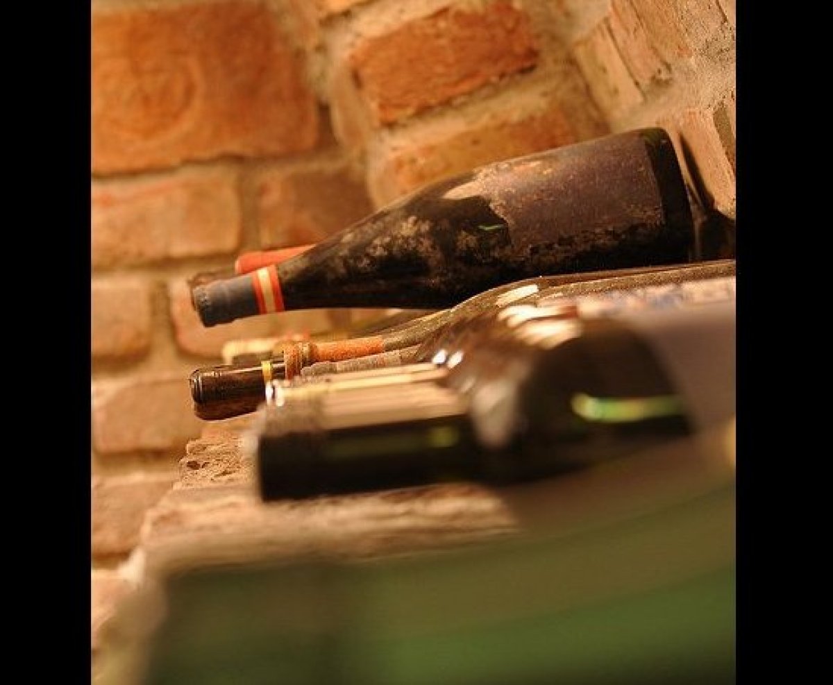 Extreme Wines: 5 Weird Aging Methods | HuffPost