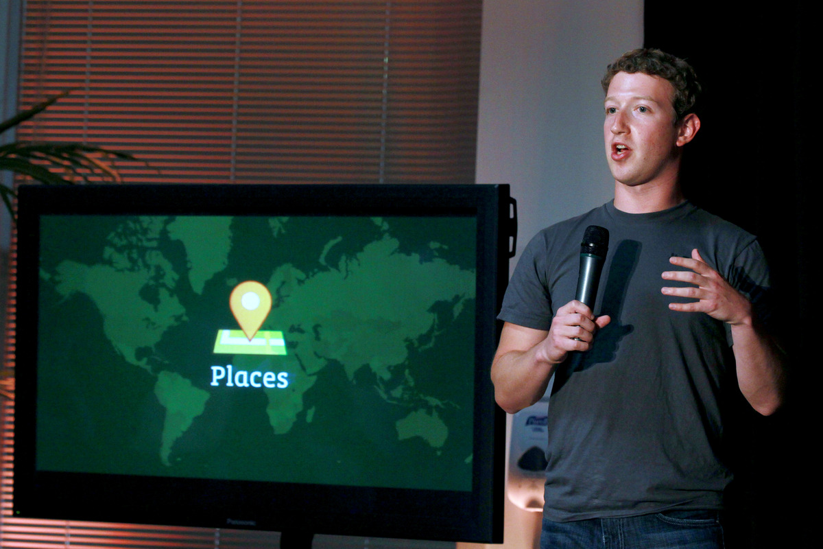 Facebook CEO Mark Zuckerberg Wears The Same Clothes Every Day (PHOTOS ...