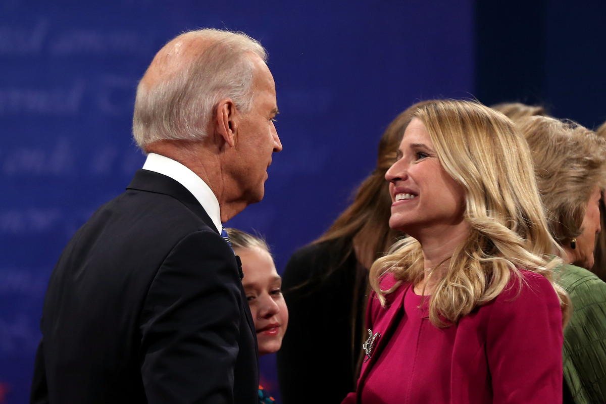 VP Debate Brings Jill Biden & Janna Ryan Together In Fashion Face-Off ...