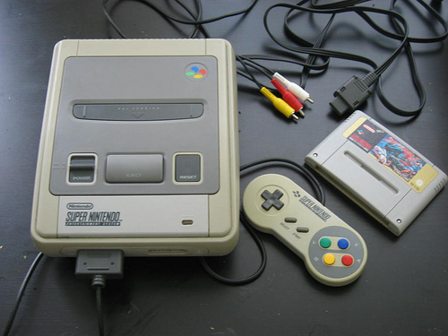 The Hottest Holiday Tech Gifts Of The 80s And 90s: Super Nintendo ...