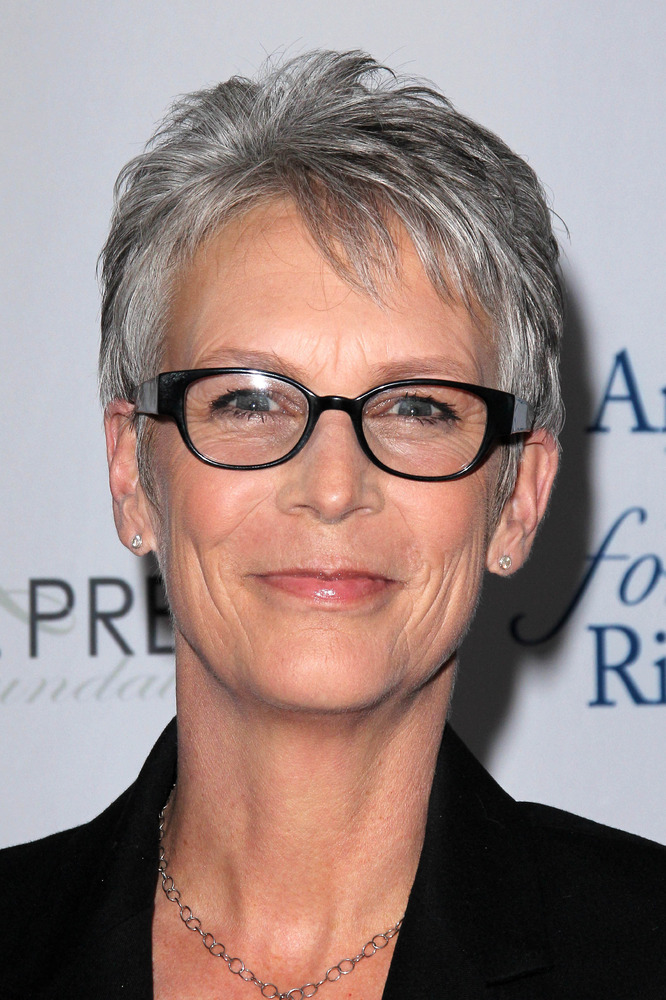 Jamie Lee Curtis Age / Jamie Lee Curtis - Bio, Facts, Family | Famous ...