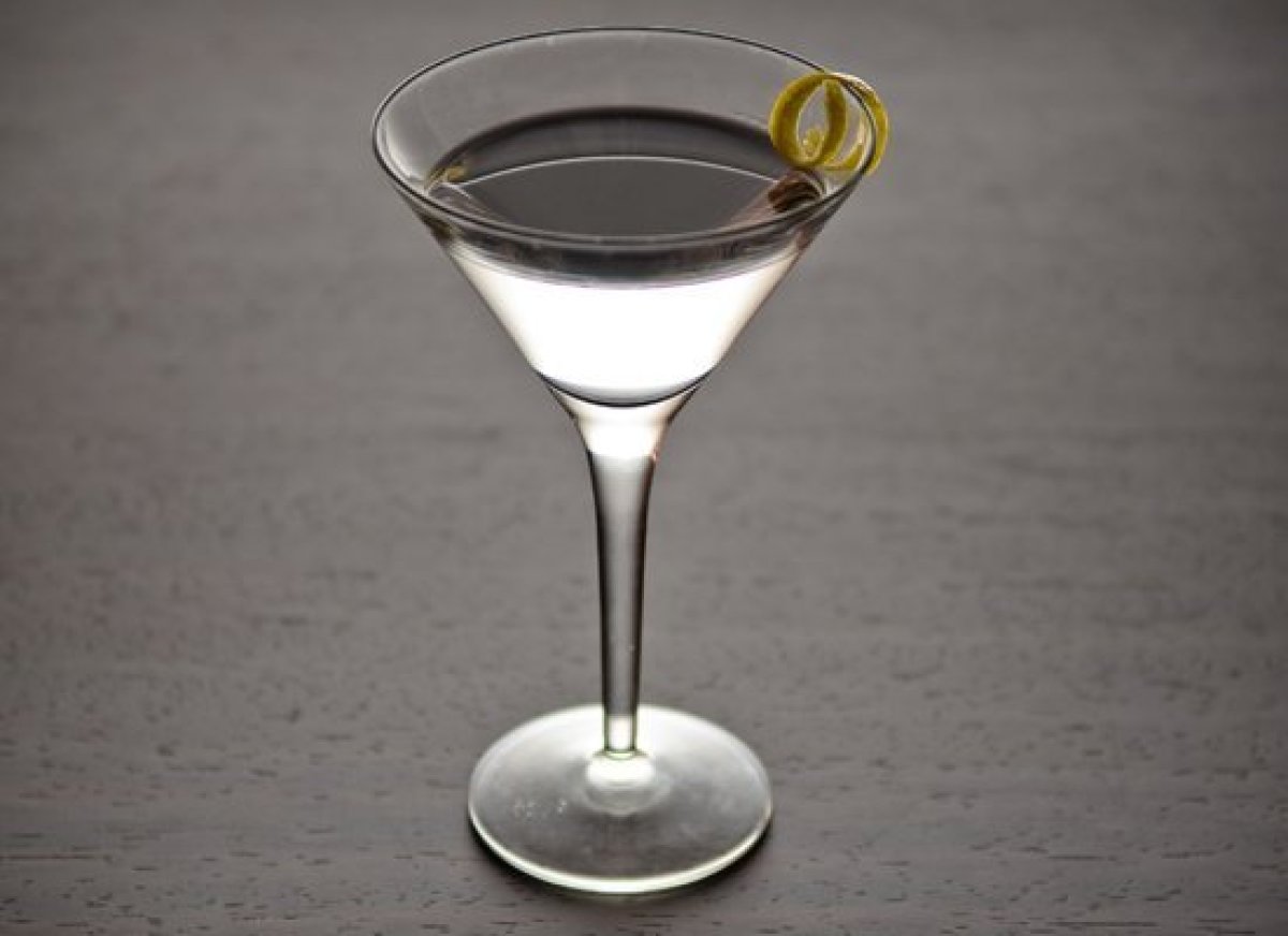 5 Martinis For A Classy New Year's Eve | HuffPost