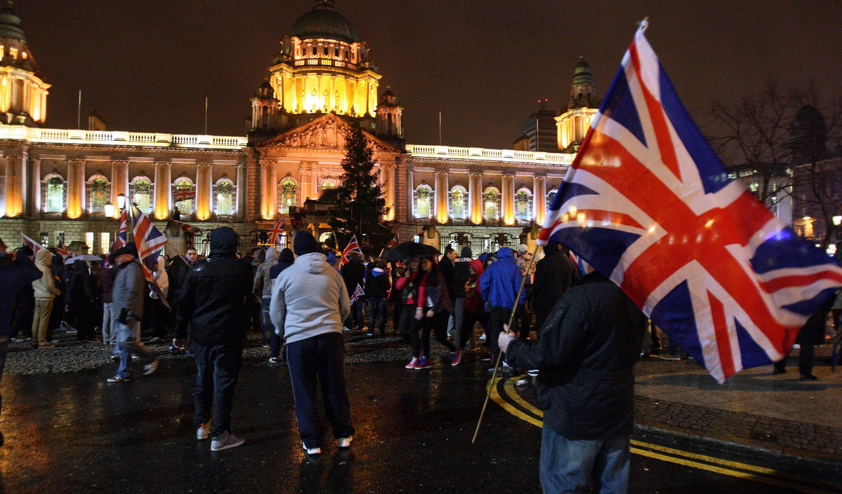 Belfast Violence: Why Fly The Union Flag In Northern Ireland For Kate ...