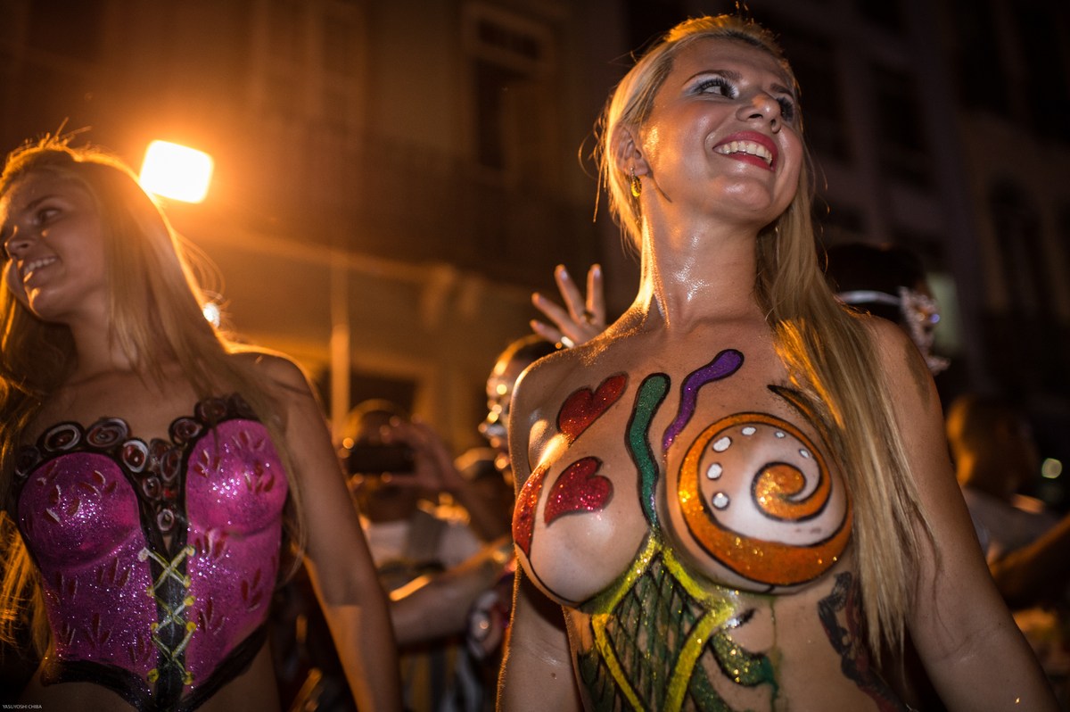 Samba Dancers 2014 - (2) - Brazil's Carnival turns focus to glitzy par...