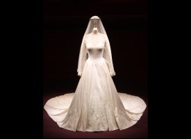 Kate Middleton's Royal Wedding Dress Goes On Display At Buckingham ...