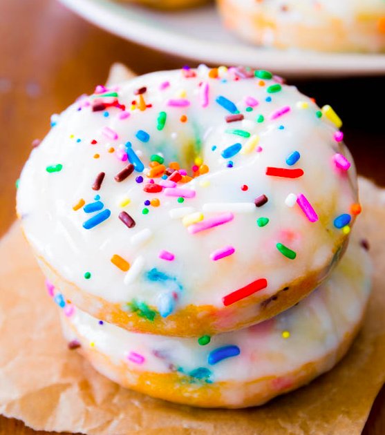 Confetti Cake Recipes That Guarantee A Party In Your Mouth | HuffPost