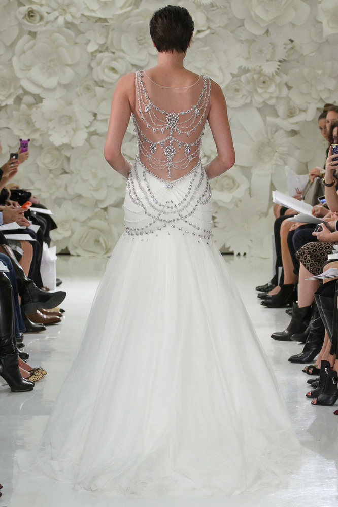 22 vestidos que lucen aún mejor de espalda! 3