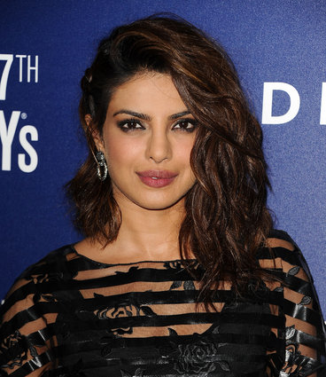 PHOTOS: Priyanka Chopra Was At The Grammys And Here's Proof Black Is ...