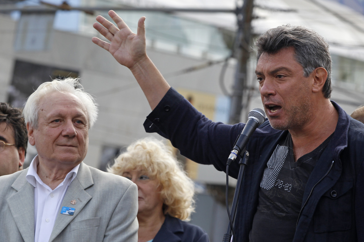 Who Is Boris Nemtsov? 19 Things You Need To Know About The Murdered ...