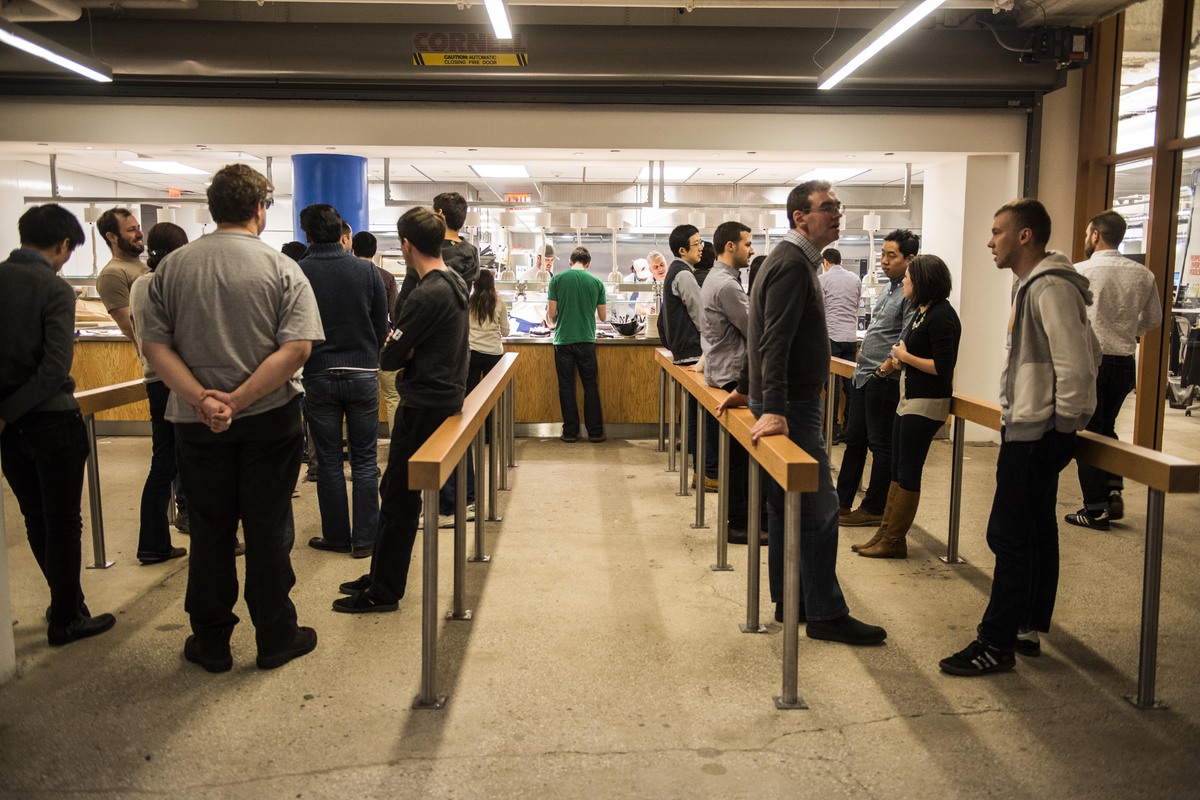 An Exclusive Look Inside Facebook's Magnificent New York Cafeteria |  HuffPost Life