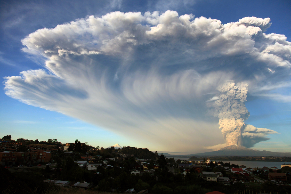 PHOTOS. Volcan Calbuco au Chili: les incroyables images de l'éruption